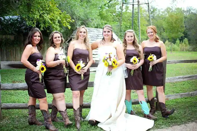 Country Wedding 19 Bridesmaids at country wedding